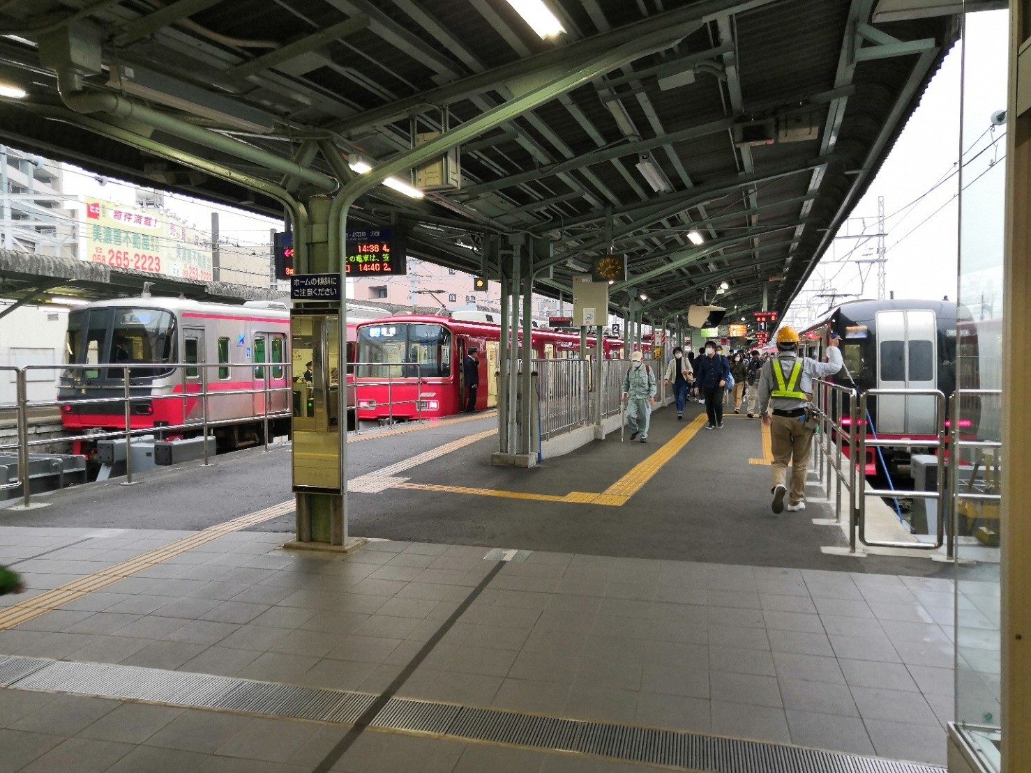 Kapper Linuxガジェヲタ 異世界小説家 電子工作大 名鉄岐阜駅 始発駅の美しい光景 たまには名鉄特急で金山まで行こう そちらの方が大須に近い 始発駅 Linuxrocks Online